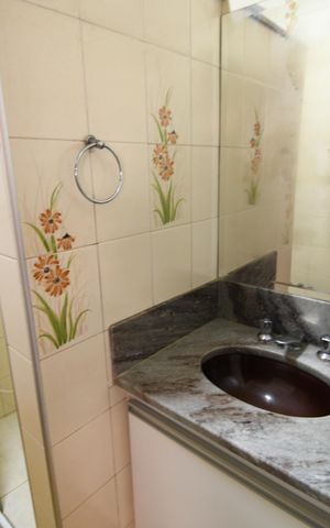 Casa à venda com 152m², 3 quartos e 3 vagasBanheiro 2