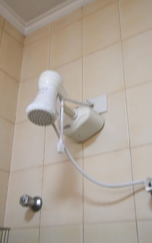 Casa à venda com 152m², 3 quartos e 3 vagasBanheiro 1