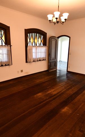 Casa à venda com 152m², 3 quartos e 3 vagasSala