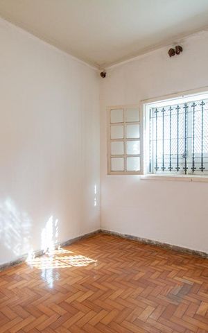 Casa à venda com 340m², 6 quartos e 1 vaga Casa à venda com 340m², 6 quartos e 1 vagaquarto 5