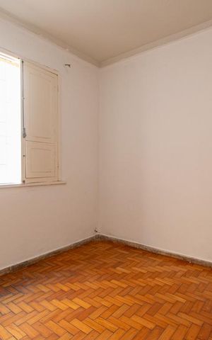 Casa à venda com 340m², 6 quartos e 1 vaga Casa à venda com 340m², 6 quartos e 1 vagaQuarto 4