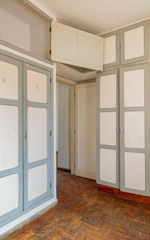 Casa à venda com 340m², 6 quartos e 1 vaga Casa à venda com 340m², 6 quartos e 1 vagaQuarto 3