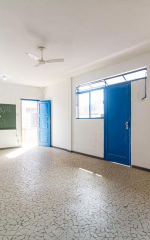 Casa à venda com 340m², 6 quartos e 1 vaga Casa à venda com 340m², 6 quartos e 1 vagasala 4