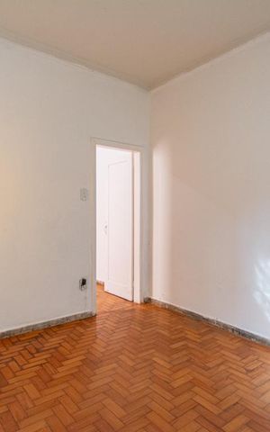 Casa à venda com 340m², 6 quartos e 1 vaga Casa à venda com 340m², 6 quartos e 1 vagaquarto 5