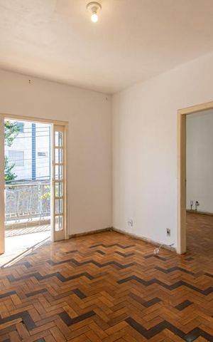 Casa à venda com 340m², 6 quartos e 1 vaga Casa à venda com 340m², 6 quartos e 1 vagaSala 1