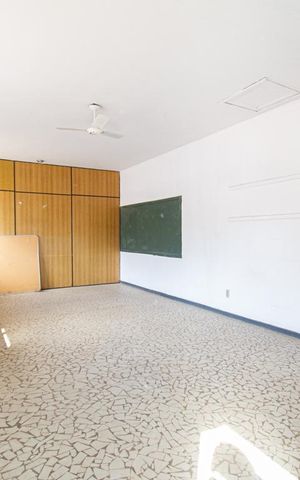 Casa à venda com 340m², 6 quartos e 1 vaga Casa à venda com 340m², 6 quartos e 1 vagasala 4