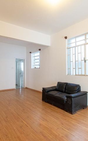 Casa à venda com 340m², 6 quartos e 1 vaga Casa à venda com 340m², 6 quartos e 1 vagaSala 3