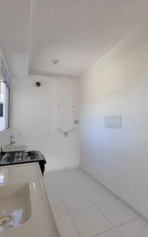 Apartamento para alugar com 43m², 2 quartos e sem vaga Apartamento para alugar com 43m², 2 quartos e sem vagaCozinha e Área de Serviço