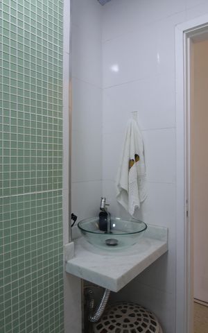 Apartamento para alugar com 60m², 2 quartos e 1 vagaBanheiro Social
