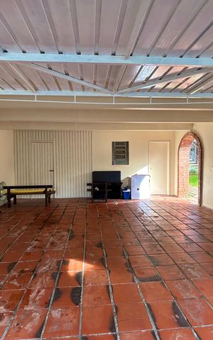 Casa à venda com 253m², 3 quartos e 2 vagasGaragem