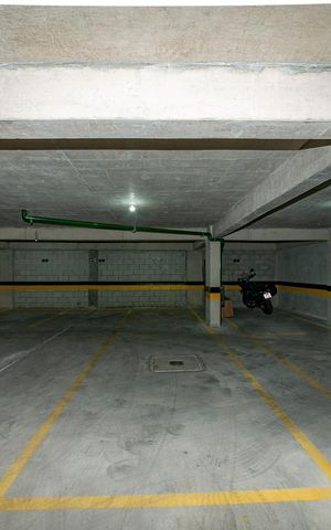 Apartamento à venda com 57m², 2 quartos e 2 vagas Apartamento à venda com 57m², 2 quartos e 2 vagasGaragem