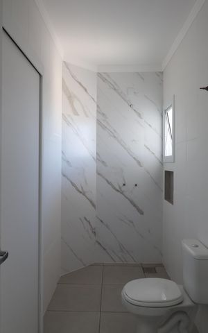 Casa à venda com 132m², 3 quartos e 3 vagasBanheiro Social
