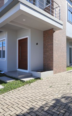 Casa à venda com 132m², 3 quartos e 3 vagasÁrea externa
