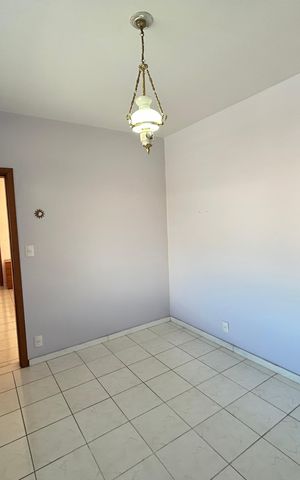 Casa à venda com 350m², 4 quartos e 5 vagasCasa 2 - Quarto