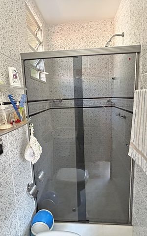 Casa à venda com 350m², 4 quartos e 5 vagasCasa 2 - Banheiro