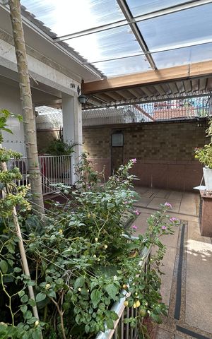 Casa à venda com 350m², 4 quartos e 5 vagasJardim