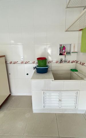 Casa à venda com 350m², 4 quartos e 5 vagasÁrea de Serviço