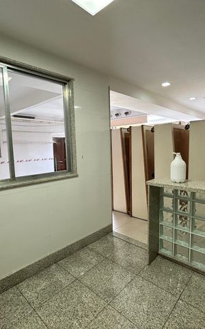 Casa à venda com 350m², 4 quartos e 5 vagasÁrea gourmet