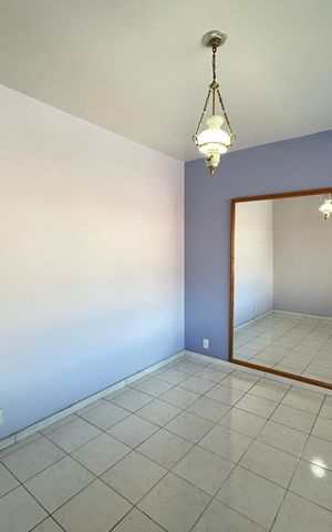 Casa à venda com 350m², 4 quartos e 5 vagasCasa 2 - Quarto
