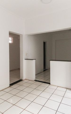 Casa para alugar com 39m², 1 quarto e sem vaga Casa para alugar com 39m², 1 quarto e sem vagaSala