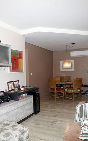 Apartamento à venda com 69m², 2 quartos e 2 vagasSala