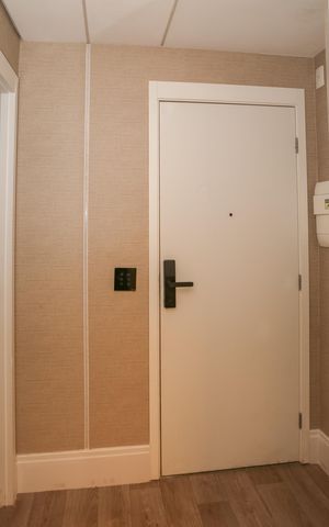 Apartamento à venda com 74m², 3 quartos e 1 vaga Apartamento à venda com 74m², 3 quartos e 1 vagaEntrada