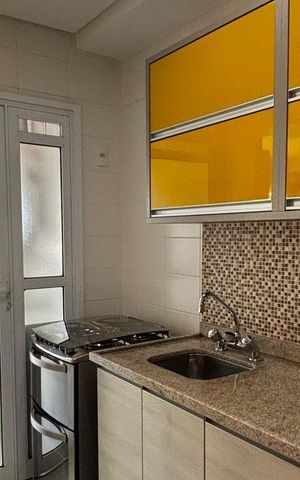 Apartamento à venda com 74m², 2 quartos e 2 vagas Apartamento à venda com 74m², 2 quartos e 2 vagasCozinha