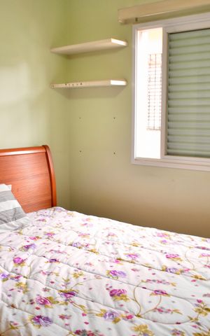 Casa à venda com 200m², 4 quartos e 4 vagas Casa à venda com 200m², 4 quartos e 4 vagasSuíte 2