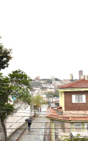 Casa à venda com 200m², 4 quartos e 4 vagas Casa à venda com 200m², 4 quartos e 4 vagasSuíte 1