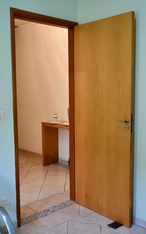 Casa à venda com 200m², 4 quartos e 4 vagas Casa à venda com 200m², 4 quartos e 4 vagasQuarto 1