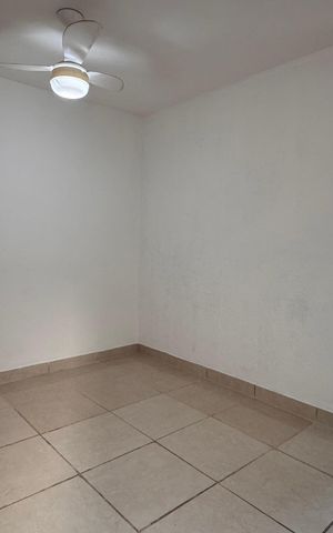 Apartamento à venda com 47m², 2 quartos e 1 vaga Apartamento à venda com 47m², 2 quartos e 1 vagaSala