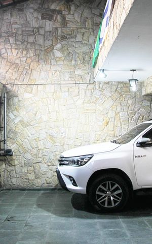 Casa à venda com 276m², 4 quartos e 4 vagasGaragem