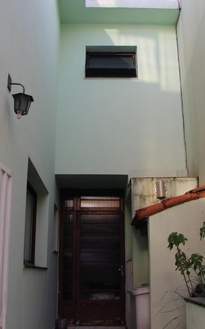 Casa à venda com 276m², 4 quartos e 4 vagasVaranda Área de Serviço