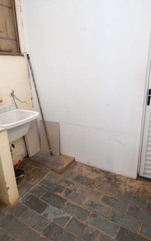 Casa à venda com 150m², 3 quartos e 2 vagasÁrea de Serviço