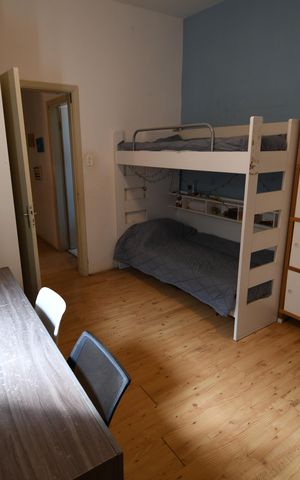 Casa à venda com 150m², 3 quartos e 2 vagasQuarto 3