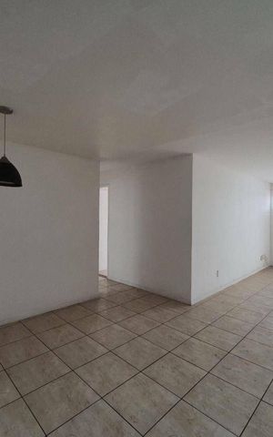 Apartamento à venda com 93m², 2 quartos e 1 vaga