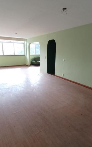 Apartamento à venda com 126m², 4 quartos e 2 vagas