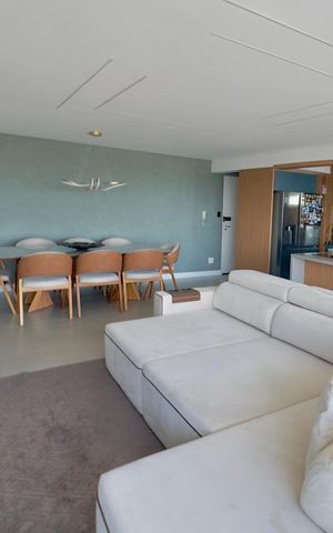 Apartamento à venda com 100m², 2 quartos e 2 vagas Apartamento à venda com 100m², 2 quartos e 2 vagasSala