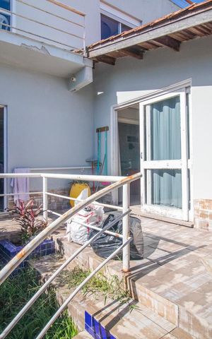 Casa para alugar com 180m², 5 quartos e 2 vagas Casa para alugar com 180m², 5 quartos e 2 vagasEntrada