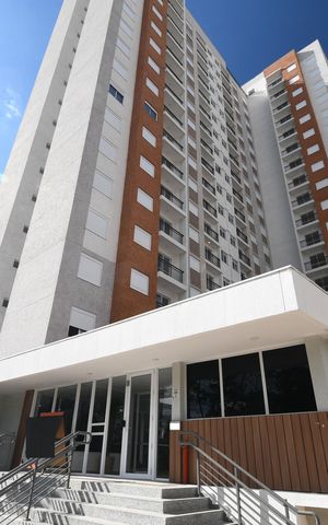 Apartamento à venda com 70m², 2 quartos e 1 vagaFachada e portaria
