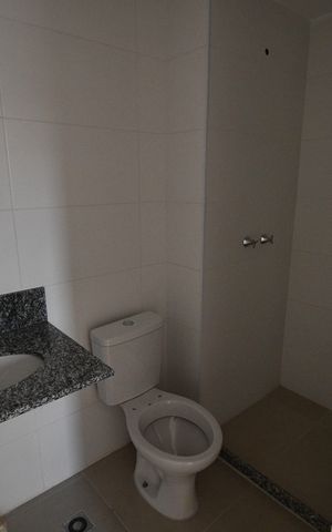Apartamento à venda com 70m², 2 quartos e 1 vagaBanheiro 1
