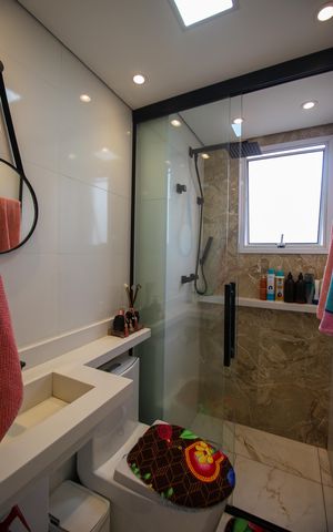 Apartamento à venda com 38m², 2 quartos e 1 vaga Apartamento à venda com 38m², 2 quartos e 1 vagaBanheiro