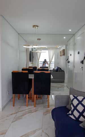 Apartamento à venda com 38m², 2 quartos e 1 vaga Apartamento à venda com 38m², 2 quartos e 1 vagaSala