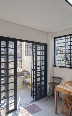 Casa à venda com 132m², 4 quartos e 2 vagas Casa à venda com 132m², 4 quartos e 2 vagasCozinha