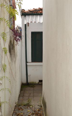 Casa à venda com 183m², 3 quartos e 2 vagasCorredor