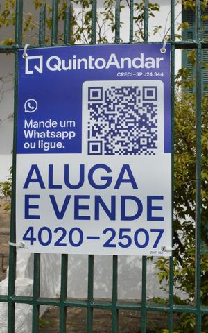 Casa à venda com 183m², 3 quartos e 2 vagasPlaquinha