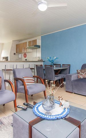 Casa à venda com 198m², 2 quartos e 4 vagasSala