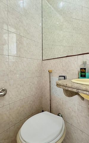 Apartamento à venda com 76m², 1 quarto e sem vaga Apartamento à venda com 76m², 1 quarto e sem vagaBanheiros