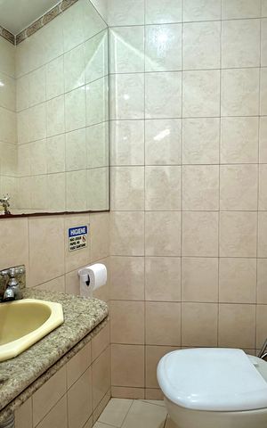 Apartamento à venda com 76m², 1 quarto e sem vaga Apartamento à venda com 76m², 1 quarto e sem vagaBanheiros