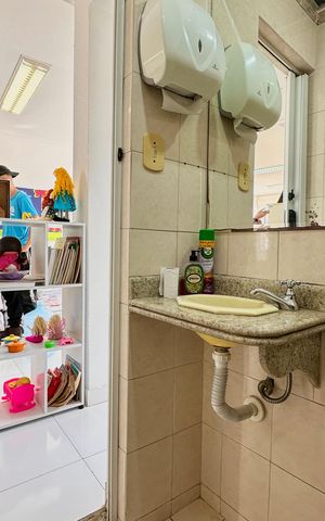 Apartamento à venda com 76m², 1 quarto e sem vaga Apartamento à venda com 76m², 1 quarto e sem vagaBanheiros